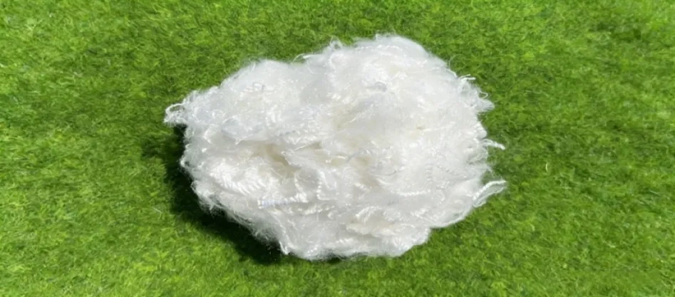 Polyester có phải là sợi tự nhiên không?